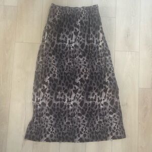 Plus Gray Leopard Print Maxi Skirt Black